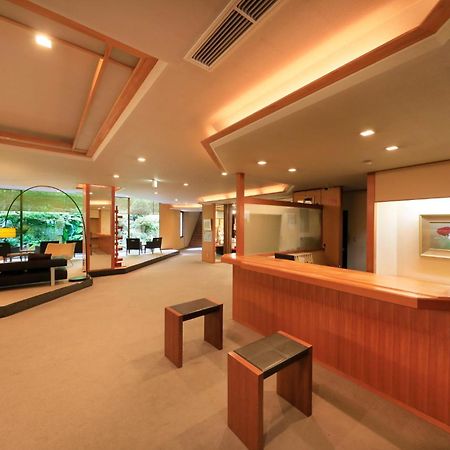 ホテル 葉山舘 上山市 エクステリア 写真