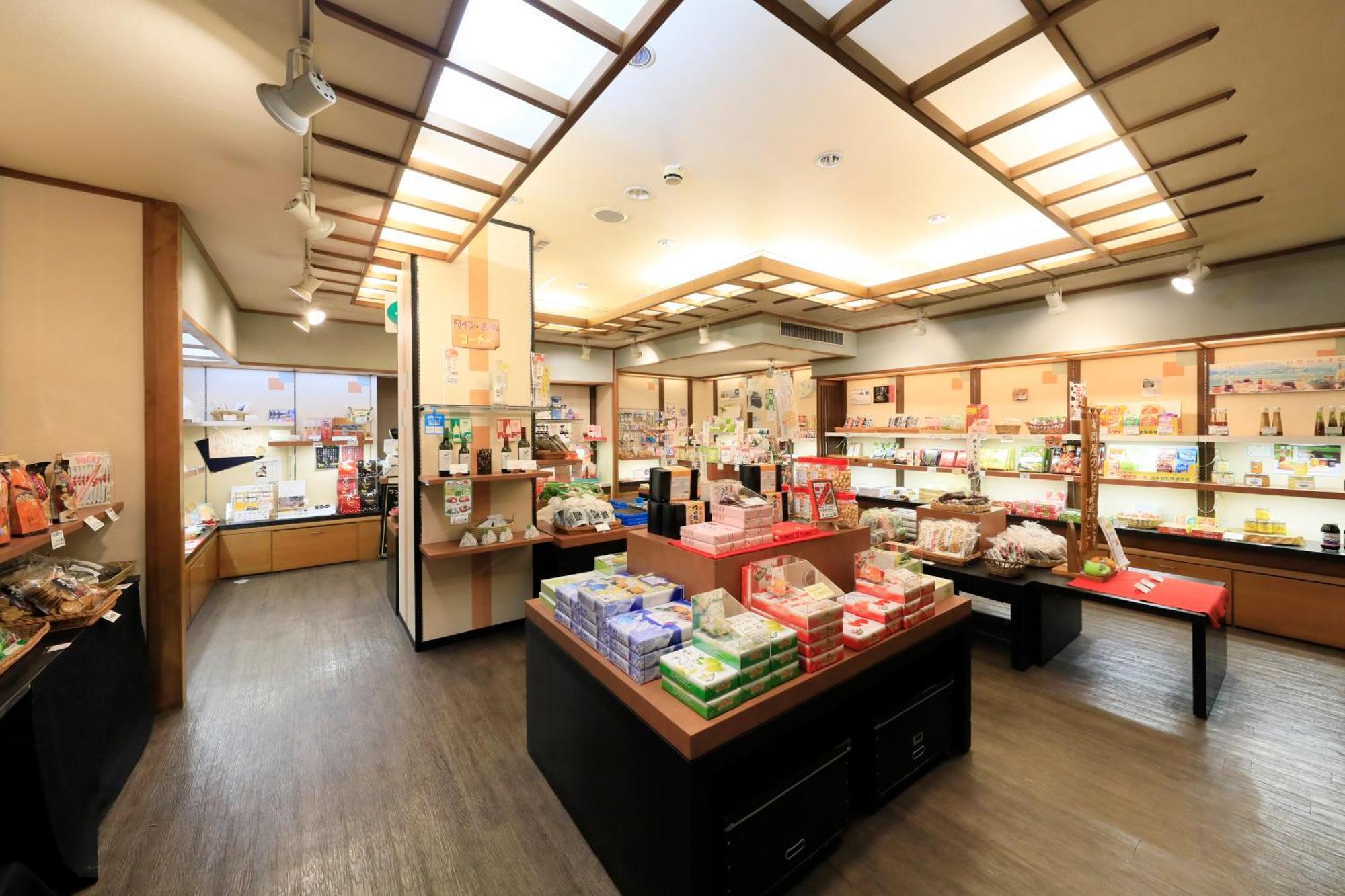 ホテル 葉山舘 上山市 エクステリア 写真