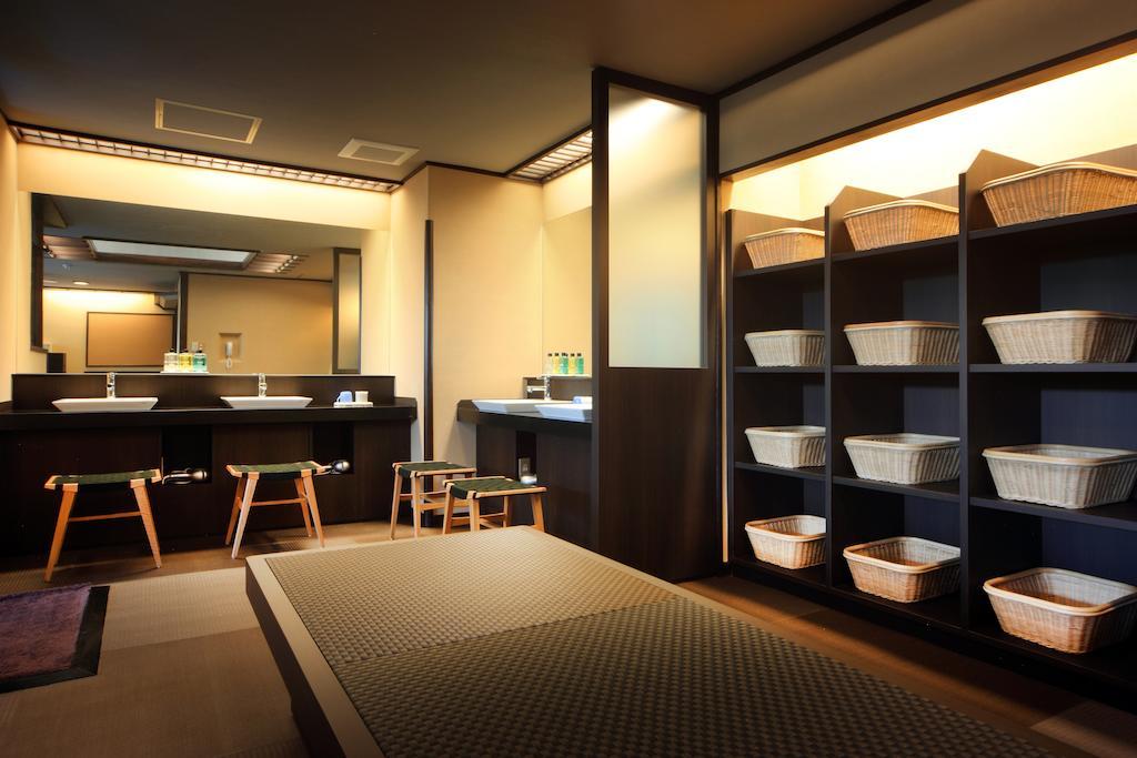 ホテル 葉山舘 上山市 エクステリア 写真