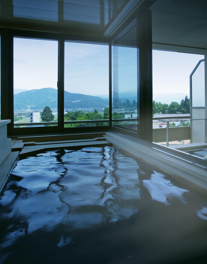 ホテル 葉山舘 上山市 エクステリア 写真